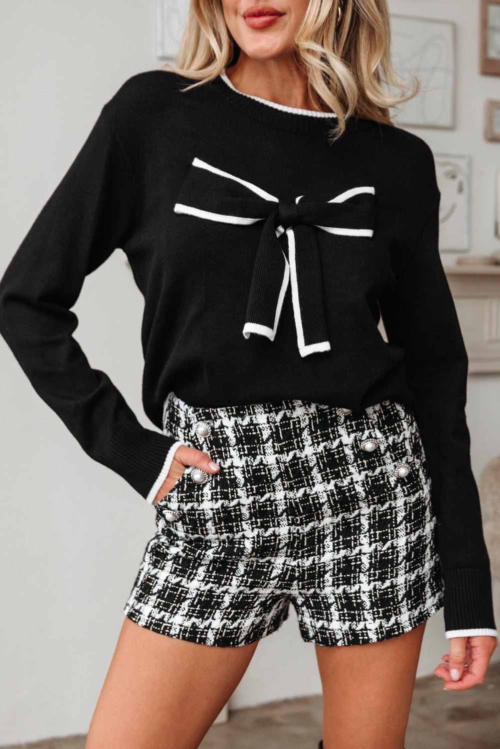 Black Contrast Trim Big Bow Accent Holiday Cropped Sweater Dear-Lover Dropshipping